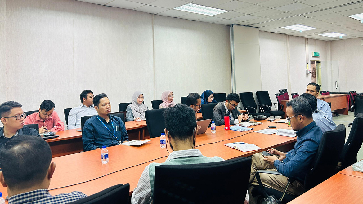 PERJUMPAAN KETUA TIMBALAN PENDAFTAR BERSAMA KETUA PENTADBIRAN PTNCPI