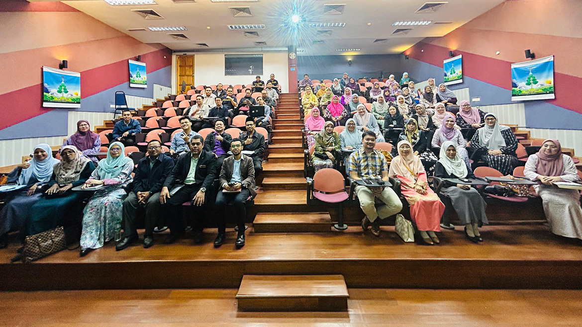 SESI LIBAT URUS PENGURUSAN REKOD, ARKIB DAN GALERI ANJURAN BERSAMA JABATAN ARKIB UNIVERSITI (JAU), PTAR DAN PEJABAT TIMBALAN NAIB CANSELOR (PENYELIDIKAN DAN INOVASI)