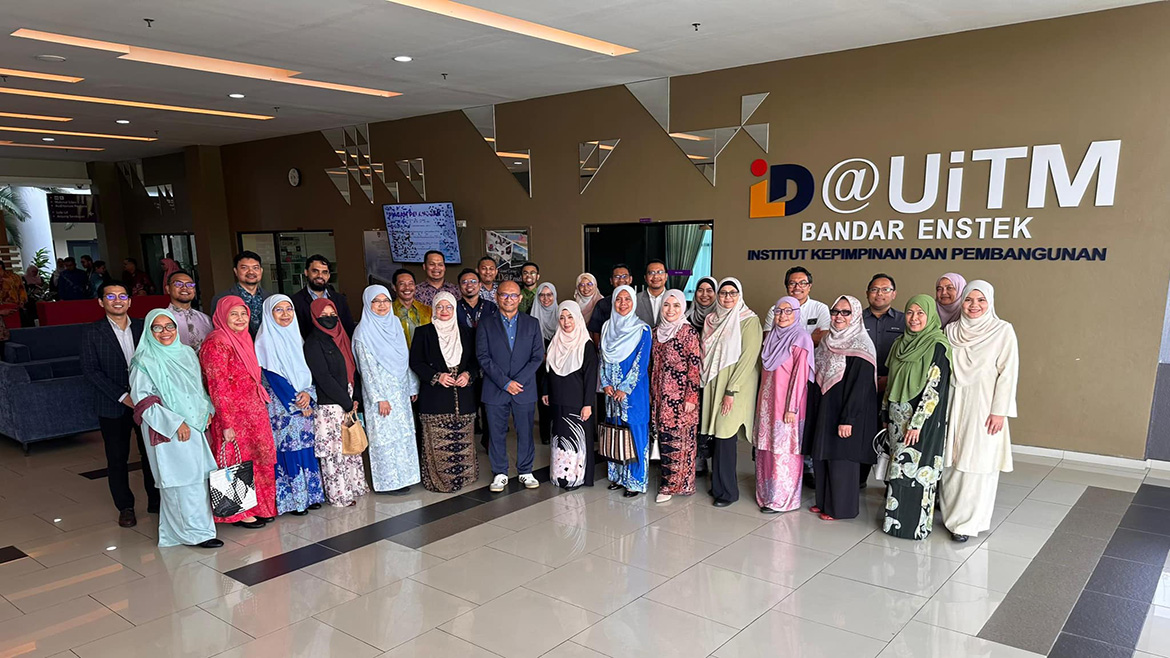 KURSUS PENGURUSAN & KEPIMPINAN BERKESAN ANJURAN PEJABAT TIMBALAN NAIB CANSELOR (PENYELIDIKAN & INOVASI)